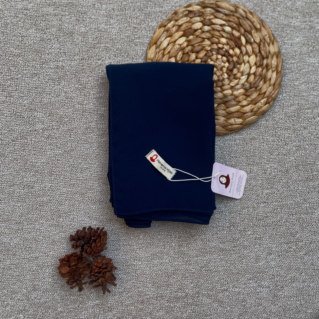 Hanania Hijab - Aura Khiban French Square Segiempat Tali Size M | Khimar Bandana Ceruty Babydoll